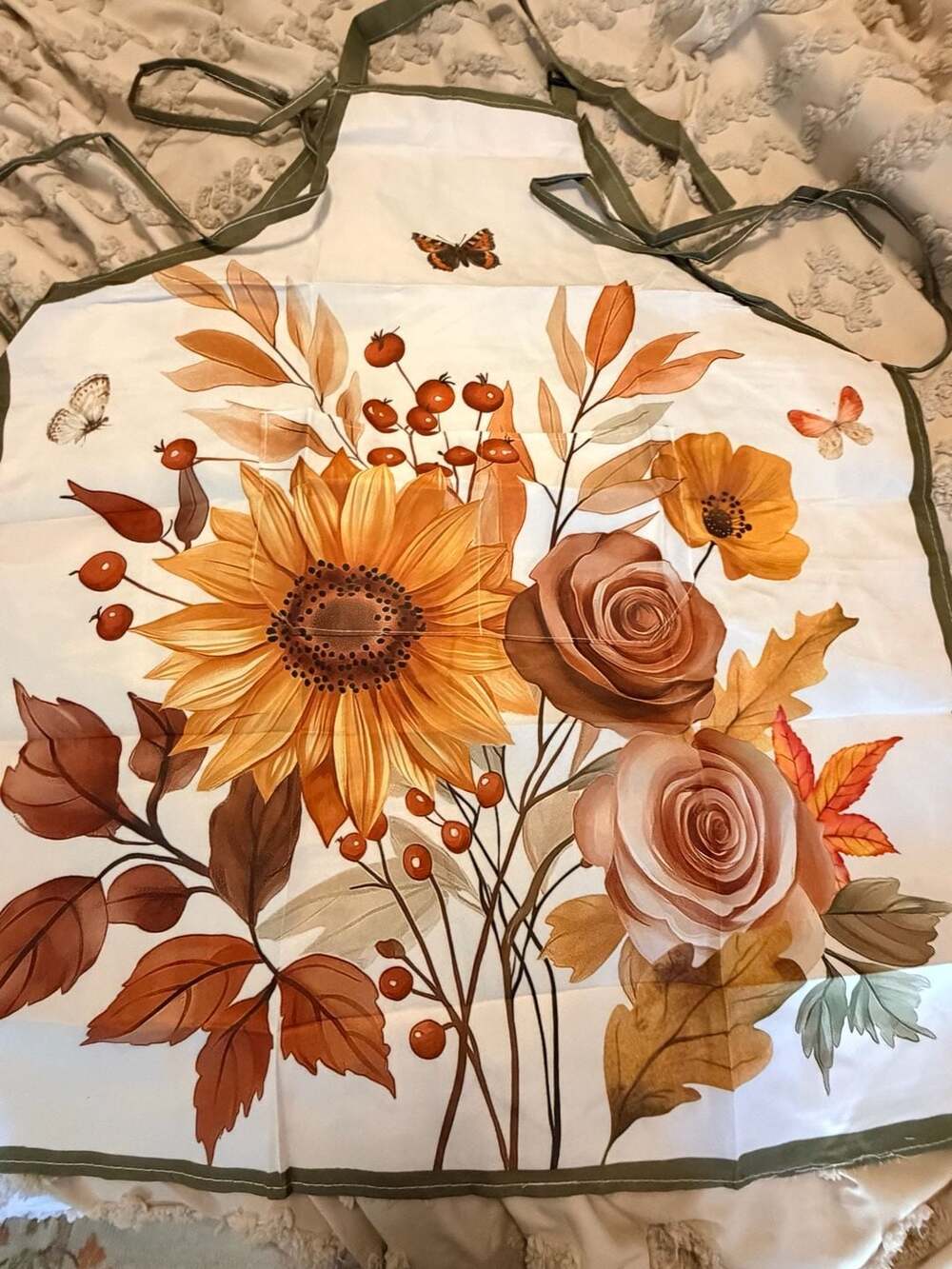 Autumn Floral Kitchen Apron Sunflower Roses Berries Green Straps